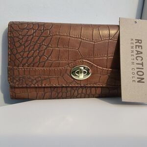 Kenneth Cole Reaction Brown Croc-Embossed Wallet